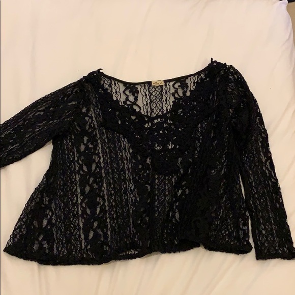 Hollister Tops - Hollister lace 3/4 sleeve
